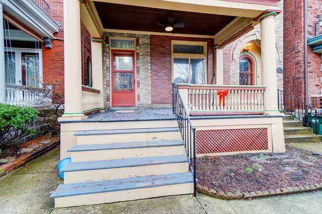front porch Unit 1 - 312 E 3rd St