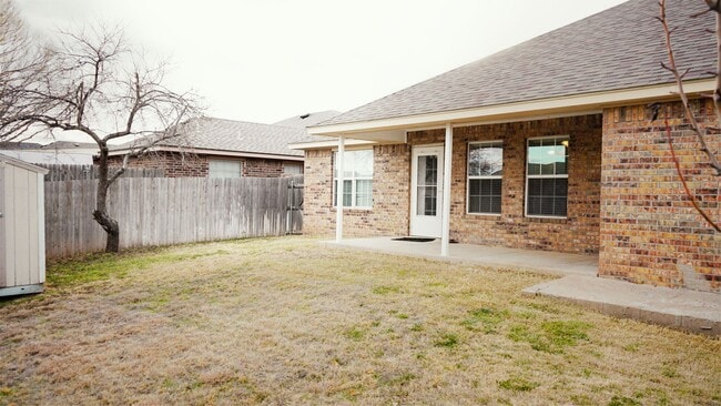 Building Photo - 4309 Pine St