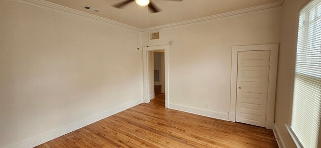Building Photo - 4 bedroom home in Midtown Columbus