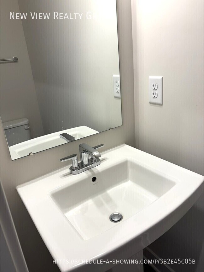Building Photo - 7637 Griffins Gate Dr SW