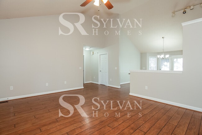 Building Photo - At Last, This Is What You Have Been Searching For!