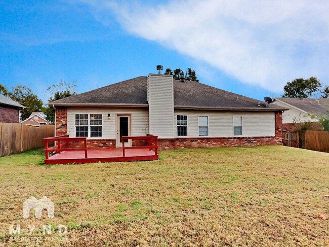 Building Photo - 214 Blake Dr