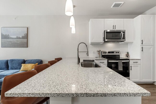 Building Photo - 5820 1/2 Cameron Road-SI FL1-ID1303397P