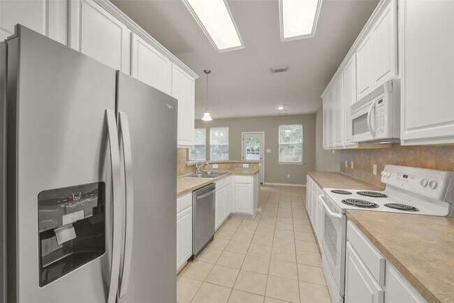 Building Photo - 171 N Burberry Park Cir