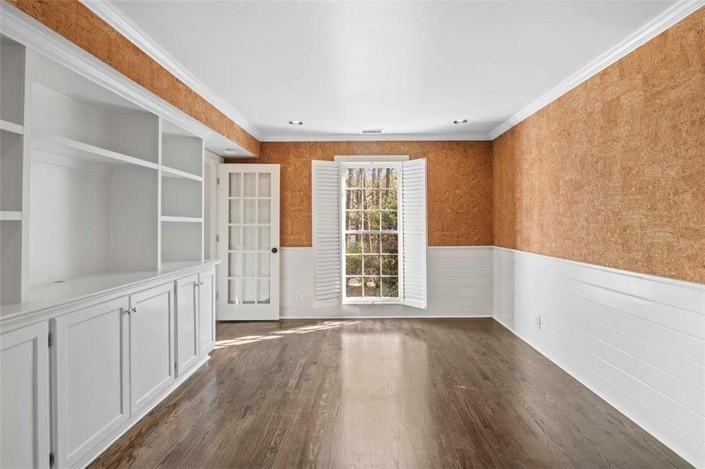 Building Photo - 1400 N Morningside Dr NE