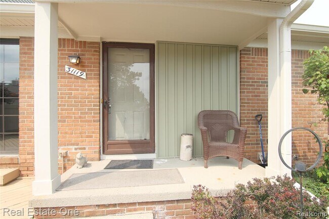 Building Photo - 31119 Country Bluff