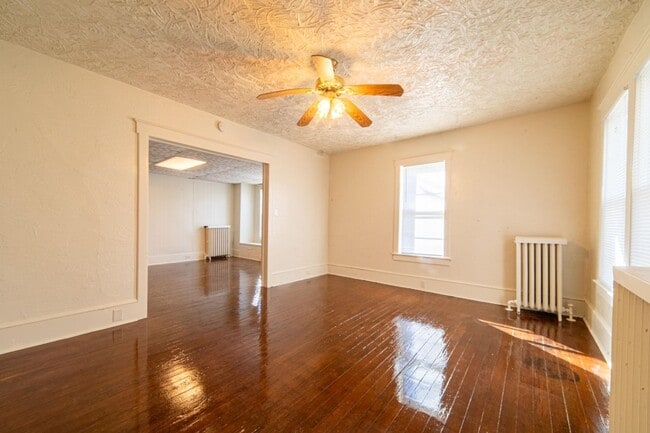 Building Photo - Beautifully refreshed 4-bedroom, 2-bath home in Millville