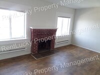 Building Photo - Nguyen-Seattle Duplex