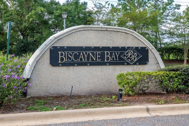Building Photo - 1777 Biscayne Bay Cir