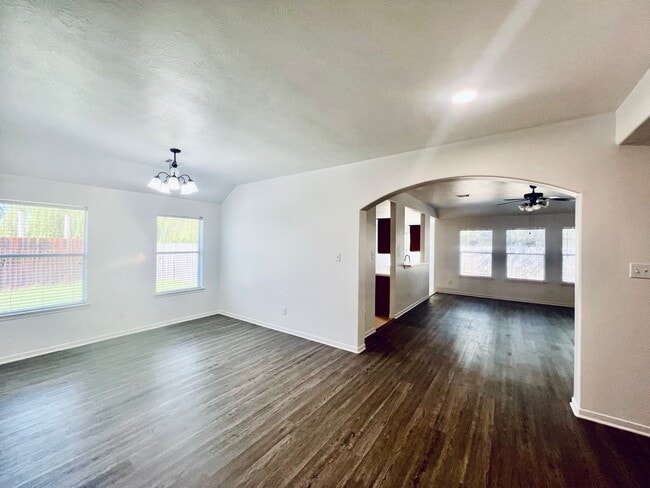 Building Photo - 8530 Windy Thicket Ln