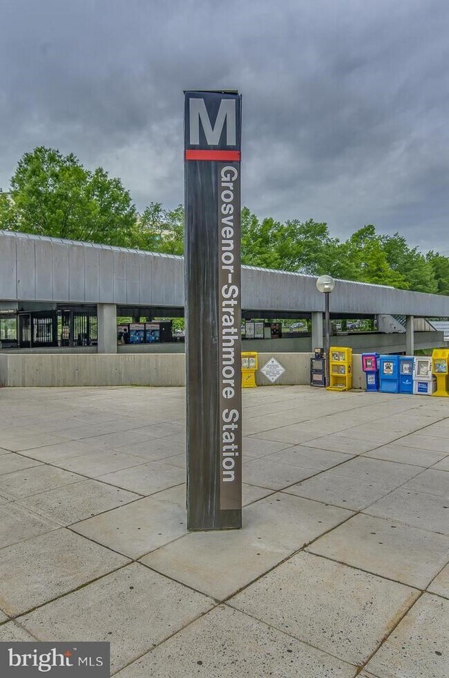 Building Photo - 10500 ROCKVILLE Pike