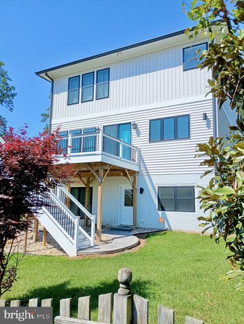 Building Photo - 1809 MacArthur Dr