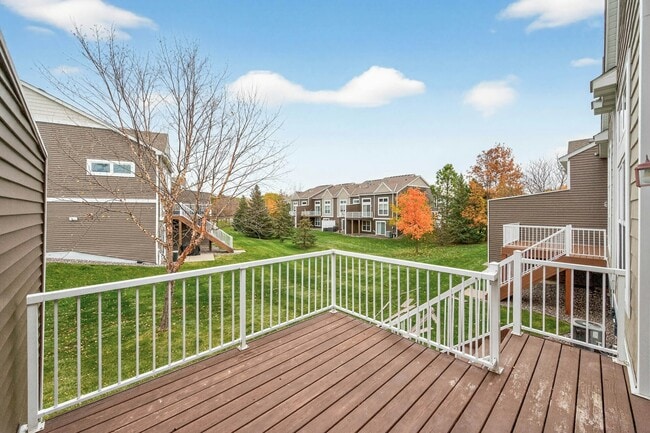 Building Photo - 7104 Merrimac Ln N