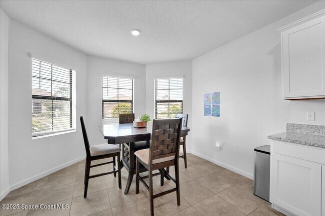 Building Photo - 6540 Lokosee Ct