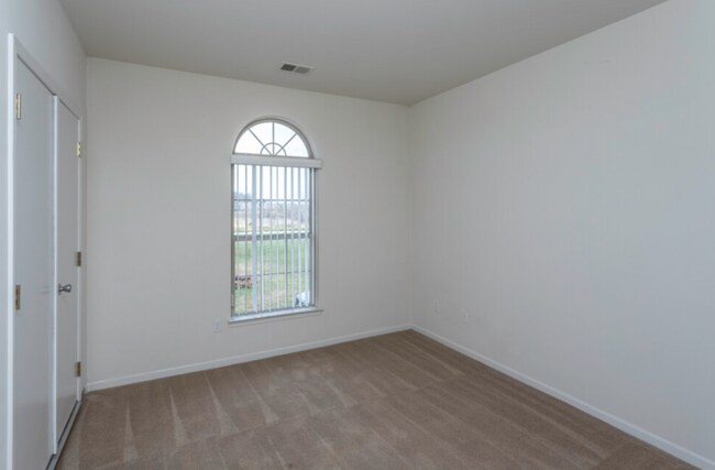 Building Photo - Towne Center Flats - 14120 Webster Dr.