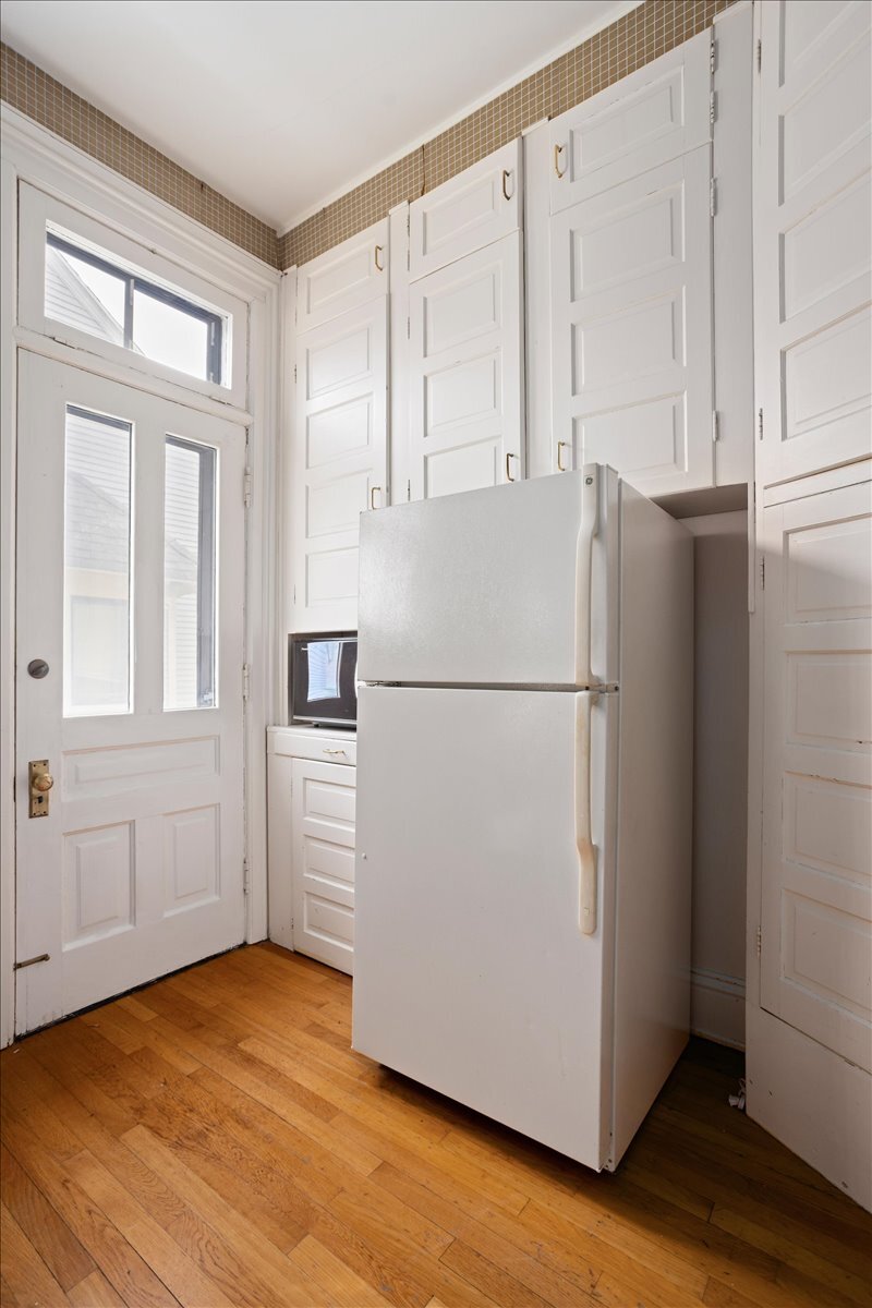 Building Photo - 246 Prospect Ave NE