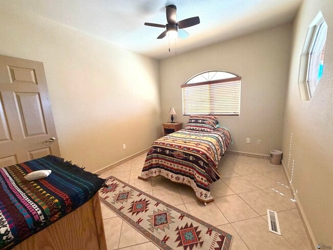 Building Photo - 14341 E 54th St