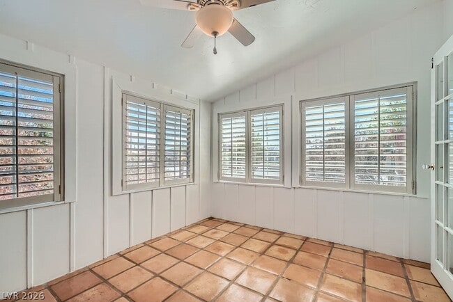 Building Photo - 536 Avenue L