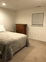 Large spacious bedroom nightstands lamps closet organizer included - 22572 Dunleigh Dr