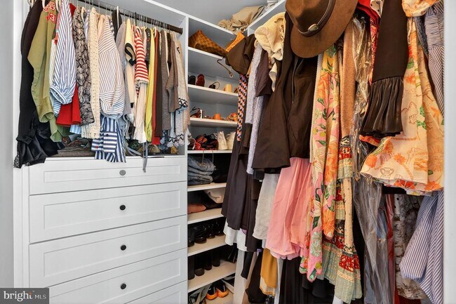 Building Photo - 1634 14th St NW