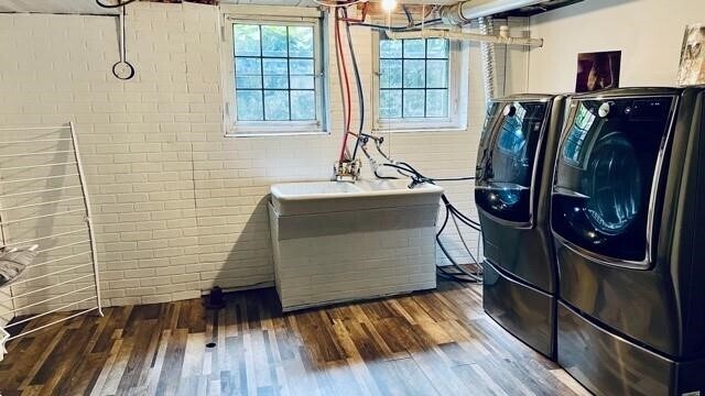 Building Photo - 352 Canterbury Rd