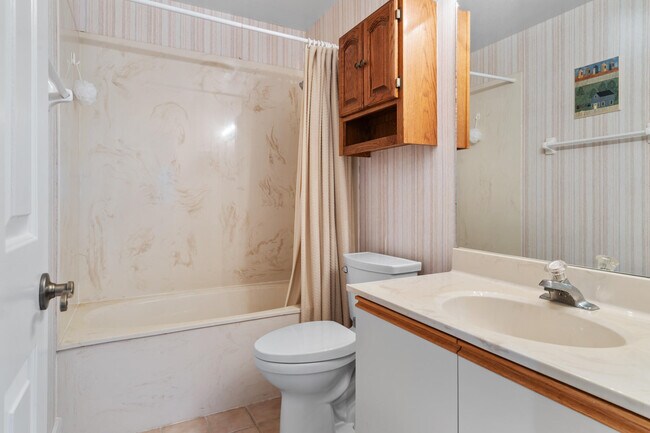 Building Photo - 2488 Harbour Cove Dr