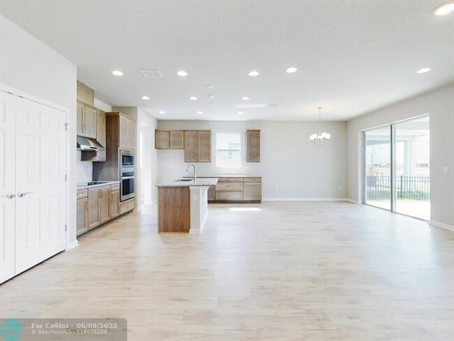 Building Photo - 1724 Middlebury Drive