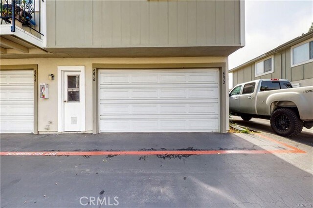 Building Photo - 4612 Via Vista Cir