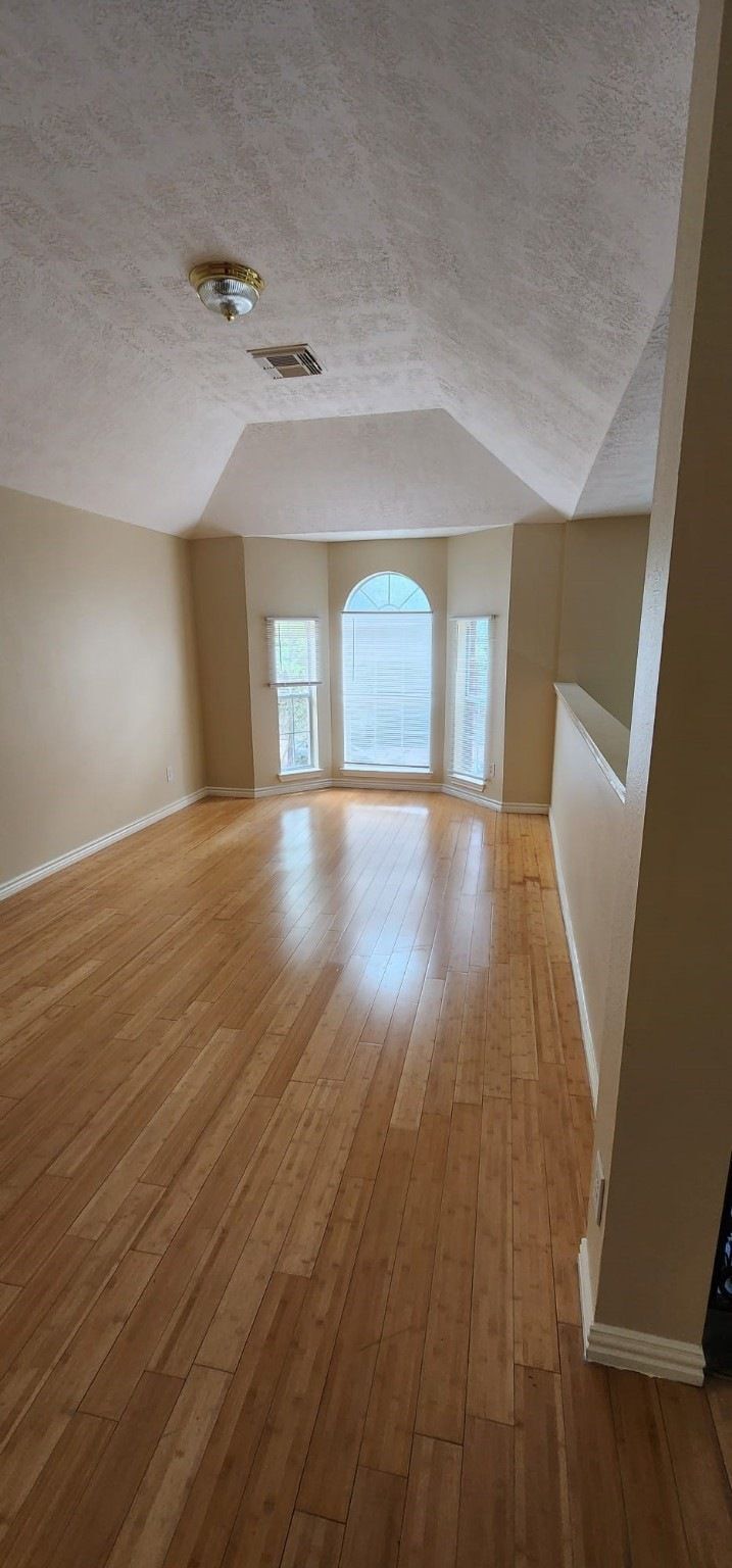 Building Photo - 503 Taskwood Dr