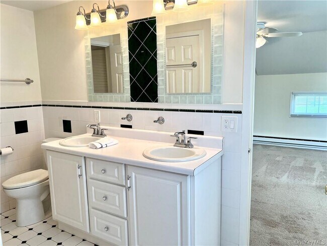 Building Photo - 1604 Holly Stream Ct