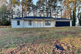 Building Photo - 2513 Mistletoe Ln SW