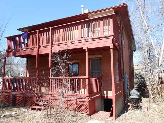 Building Photo - Best Kept Secret! Great Price On This Wond...
