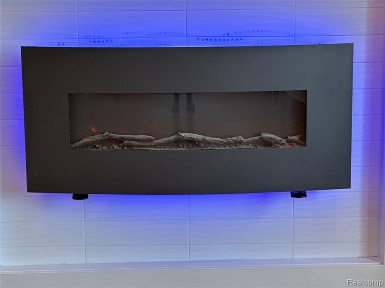 Building Photo - 3135 W McNichols Rd