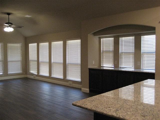 Building Photo - 1728 Yellowthroat Dr