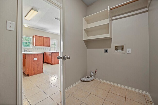 Building Photo - 20739 Stewart Crest Ln