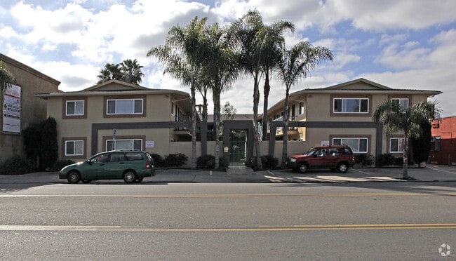 Building Photo - Palm Grove Villas