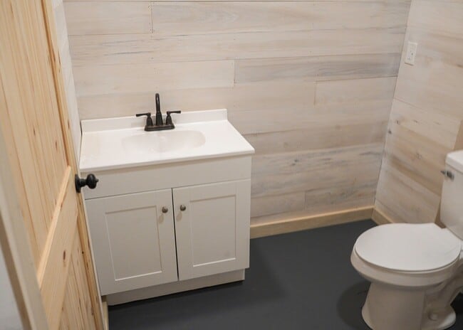 Building Photo - 68 Ted Gran Ln