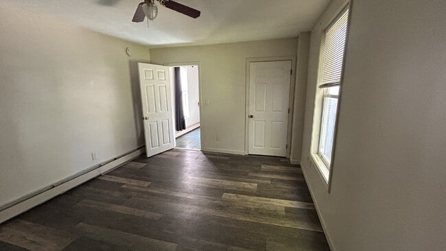 Building Photo - Spacious 4-Bedroom Apartment for Rent in Sanford, ME – Heat & Hot Water Included!