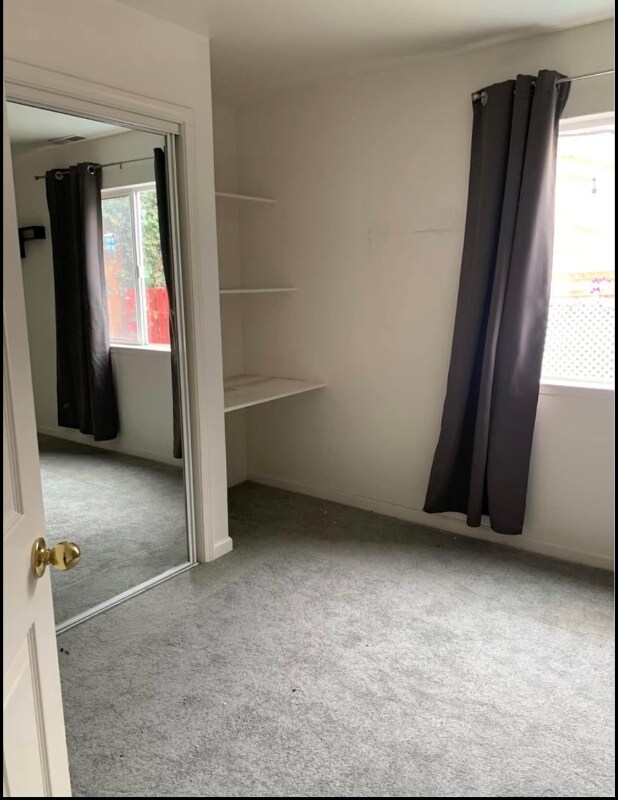 Building Photo - 1524 Kenneth St