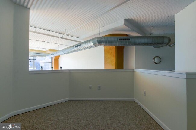 Building Photo - 2200 Arch St