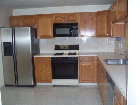 Building Photo - 42 Cypress St