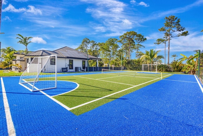 Building Photo - 13803 Citrus Grove Blvd
