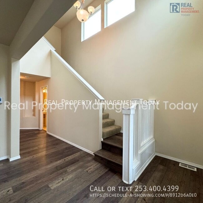 Building Photo - 18107 15th Avenue E