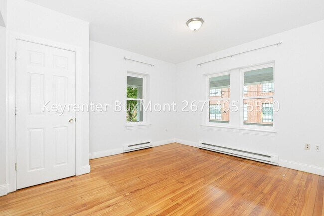 Building Photo - 152 Prospect Ave