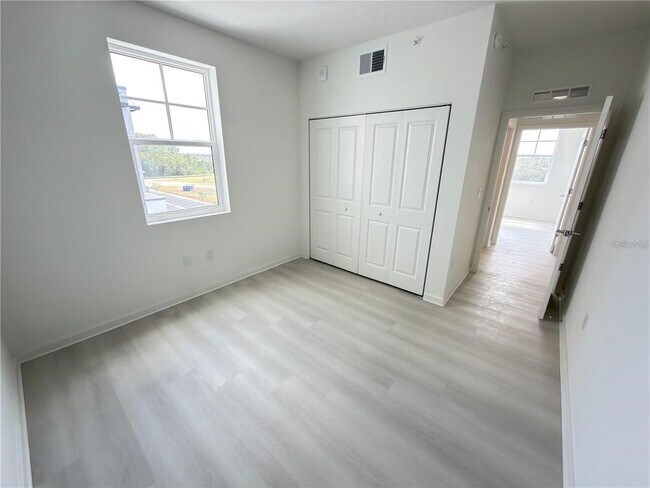 Building Photo - 5563 Millennia Park Dr