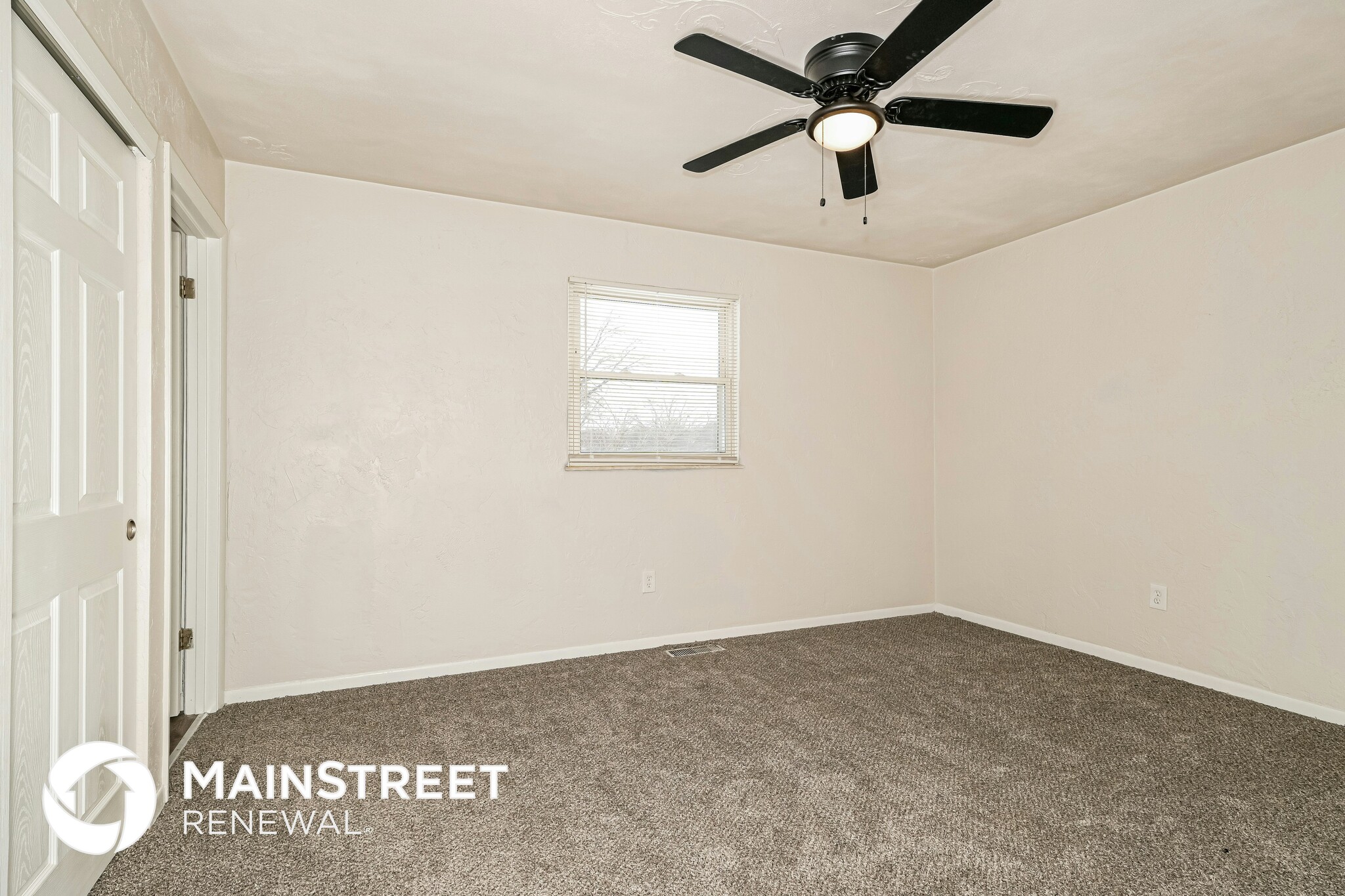 Building Photo - 618 Lime Rock Dr