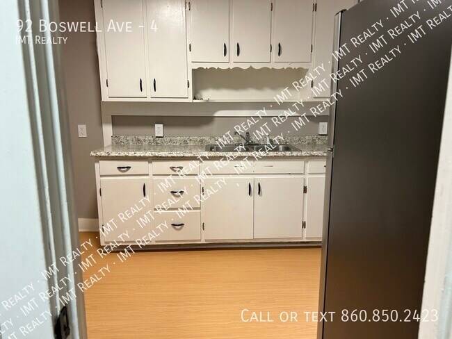 Building Photo - 92 Boswell Ave