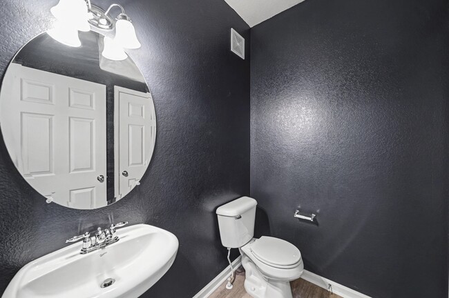 Building Photo - 3963 Diamond Ridge View