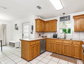Building Photo - 45002 Fontenot Rd
