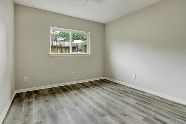 Building Photo - 3826 Carya Cir